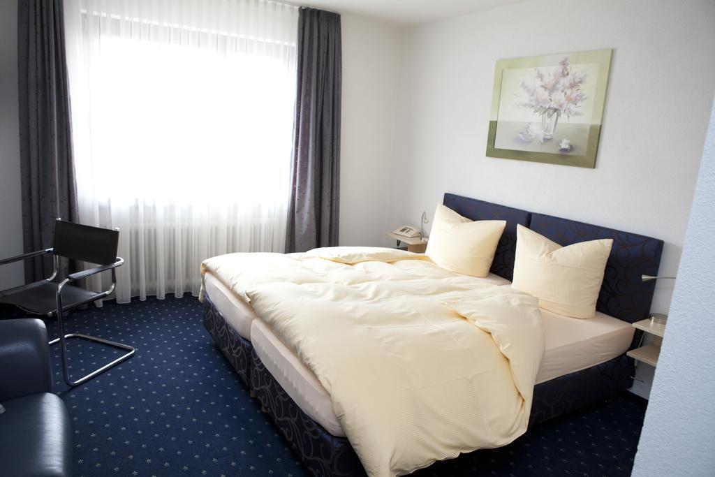 Hotel Restaurant Engel Pfaffenweiler Pokój zdjęcie
