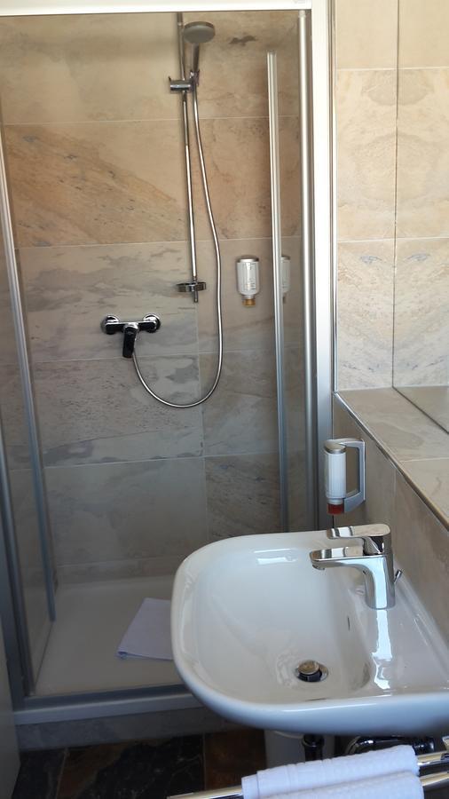 Hotel Restaurant Engel Pfaffenweiler Zewnętrze zdjęcie